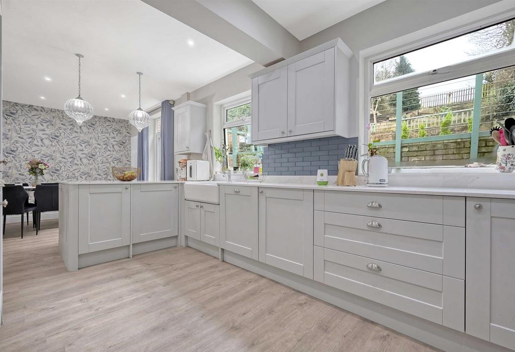 Screenshot 2025-01-19 at 18.00.48.jpg