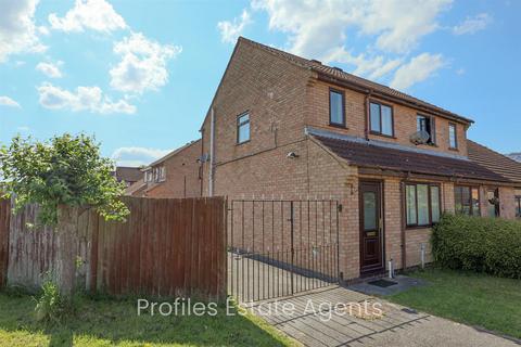 2 bedroom semi-detached house for sale, Windrush Drive, Hinckley