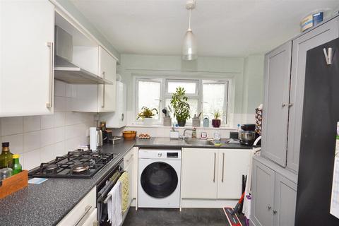 1 bedroom flat for sale, Milfoil Drive, Eastbourne