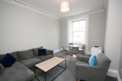 2 bedroom flat to rent, Orwell Place, Edinburgh