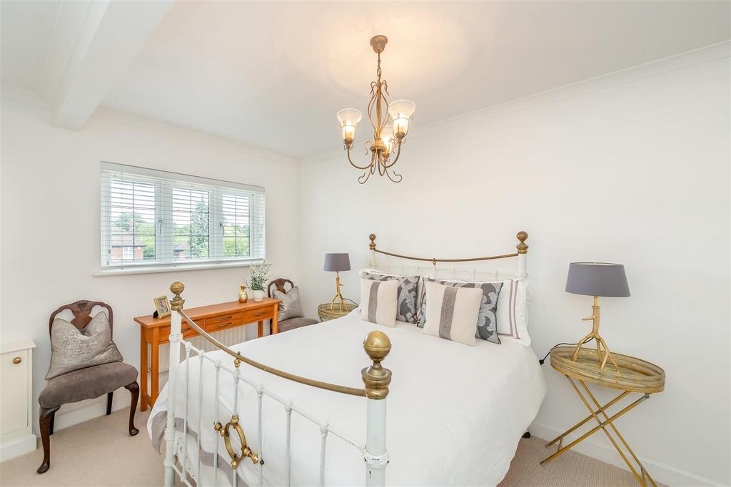 8612229-interior27.jpg