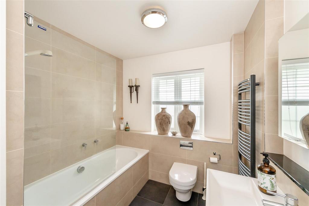8612229-interior28.jpg