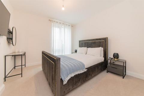 1 bedroom flat for sale, Inglis Way, Mill Hill, London