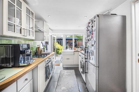 1 bedroom maisonette for sale, Greyhound Road, Sutton