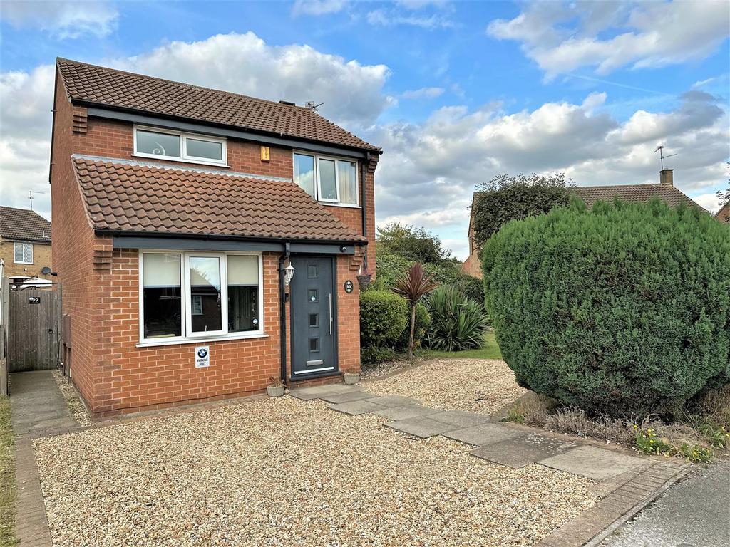 Rowan Way, New Balderton, Newark 3 bed detached house for sale £240,000