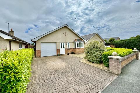 3 bedroom detached house for sale, Wern Y Wylan, Morfa Nefyn, Pwllheli