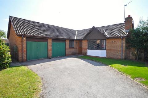 3 bedroom detached bungalow for sale, St. Marys Drive, Dunsville, Doncaster