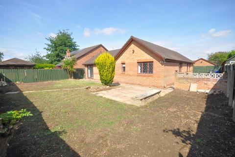 3 bedroom detached bungalow for sale, St. Marys Drive, Dunsville, Doncaster