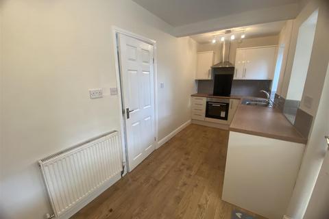 2 bedroom terraced house to rent, Eccleston Road, Kirk Sandall, Doncaster