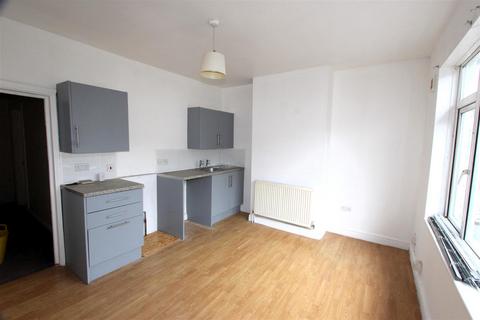 1 bedroom apartment to rent, Sturla Road, Chatham ME4