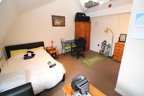 1 bedroom flat to rent, BPC00172 *Studio Flat* Park Place, Clifton, Bristol