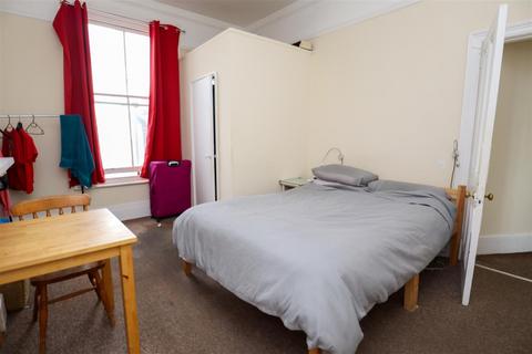 1 bedroom flat to rent, Warrior Gardens, St. Leonards-On-Sea