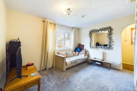 1 bedroom house for sale, Telford Drive, Walton-On-Thames