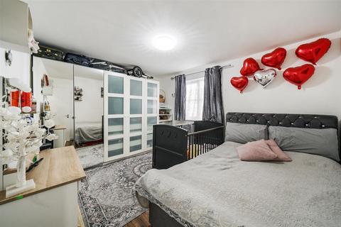 2 bedroom flat for sale, Hawarden Hill, Dollis Hill