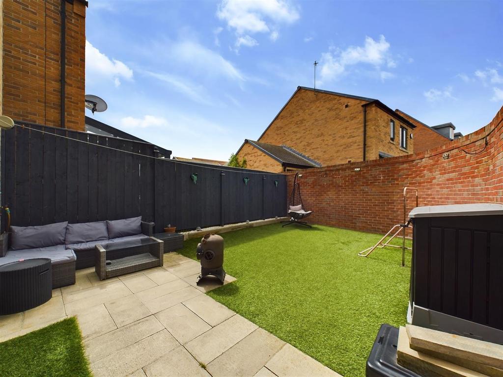 Garden 1.jpg