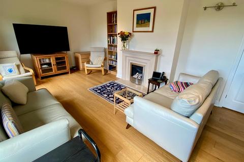 4 bedroom detached house for sale, Holmcliffe Avenue, Taylor Hill, Huddersfield