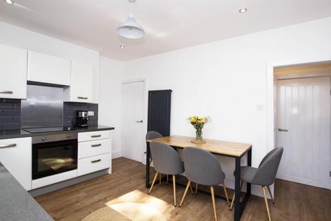 13, West View Knowle Lane, Darwen, BB3 0EG