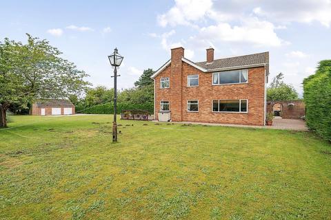 4 bedroom house for sale, Boston Road, Horncastle