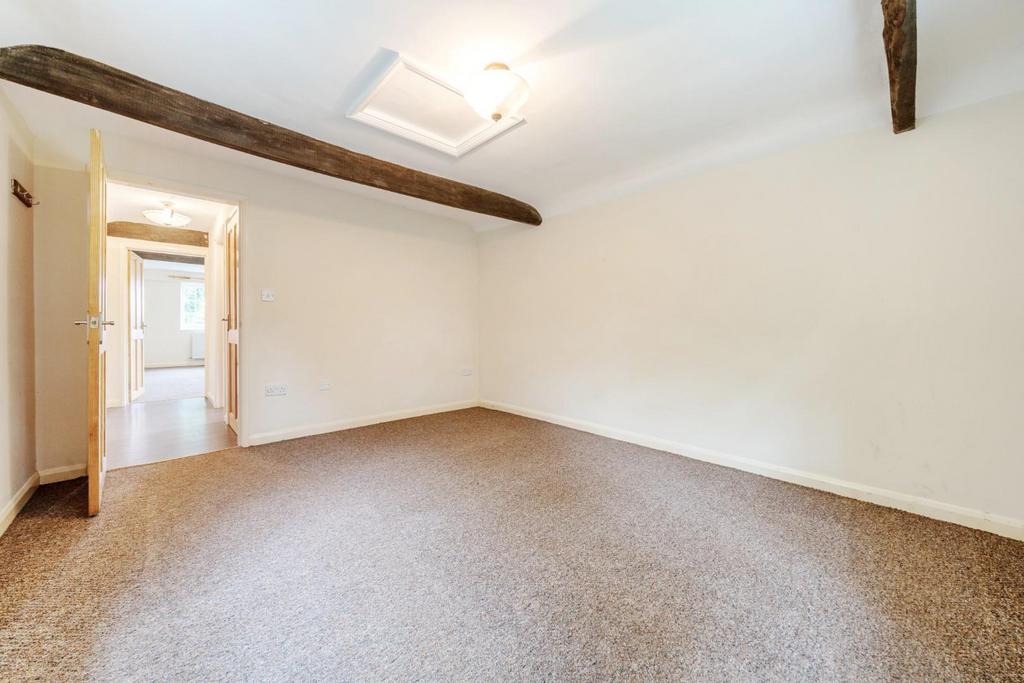 2nd view MASTER BEDROOM.jpg