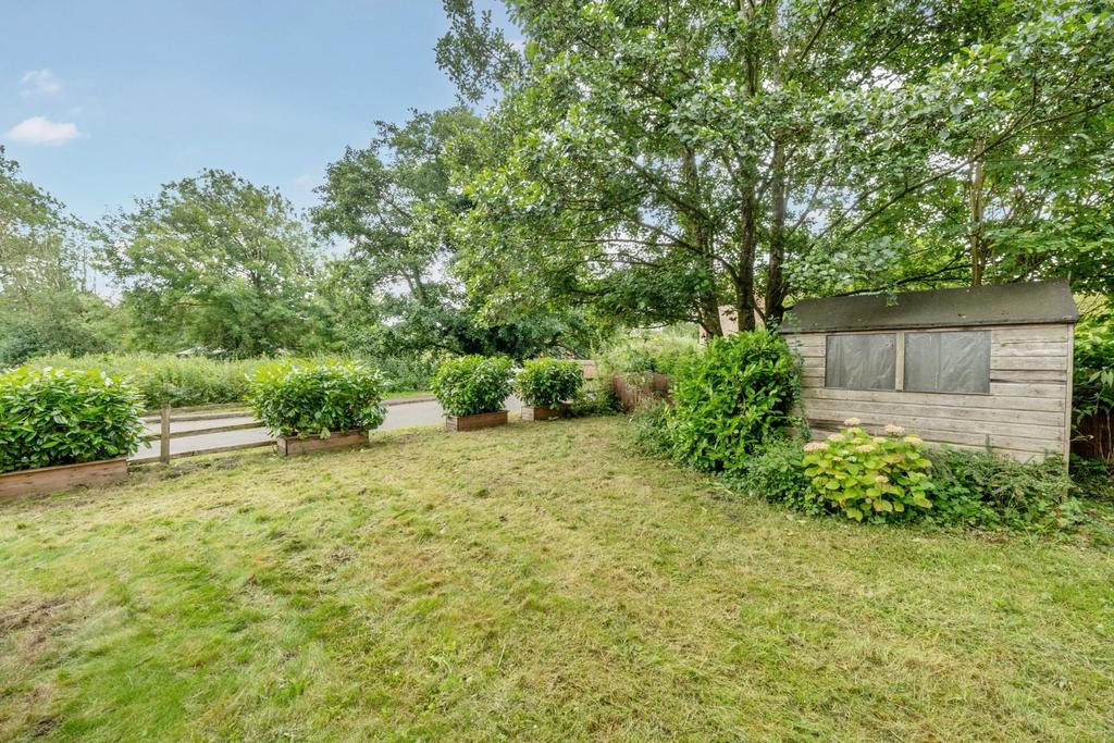 GARDEN.jpg