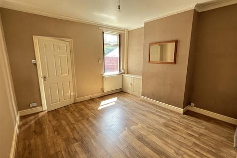 3 bedroom terraced house for sale, Calais Road, Burton-On-Trent DE13