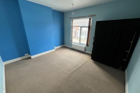 28 Calais Road, Burton-on-trent, DE13 0UH