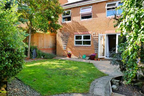 undefined, Fynamore Gardens, Calne