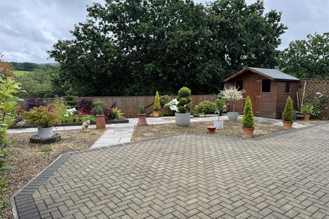 3 bedroom detached bungalow for sale, Cae Coch, Drefach, Llanelli