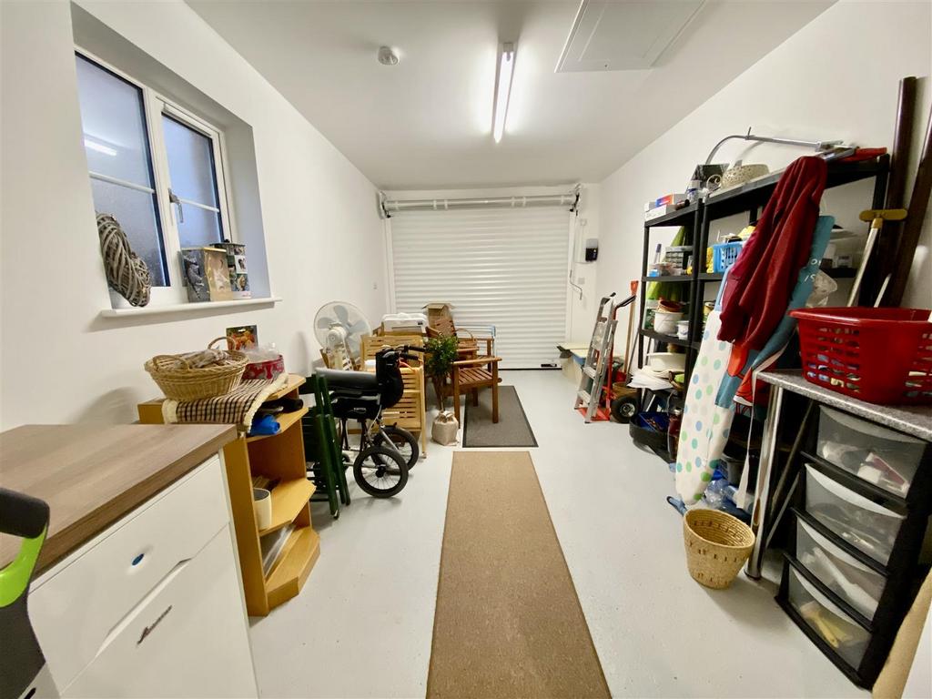 Integral Garage