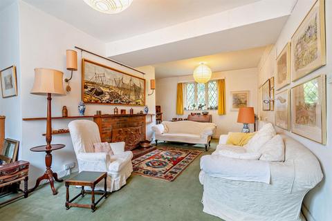 4 bedroom character property for sale, High Street West, Uppingham, Rutland