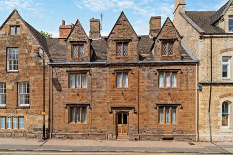 4 bedroom character property for sale, High Street West, Uppingham, Rutland