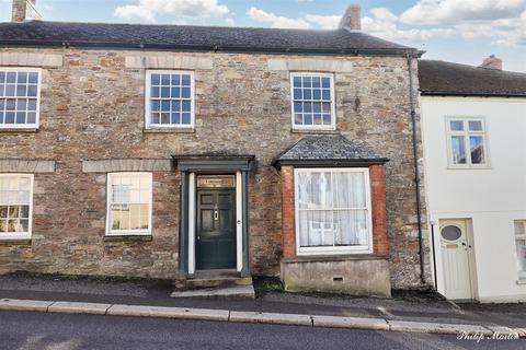 3 bedroom terraced house to rent, Fore Street, Grampound