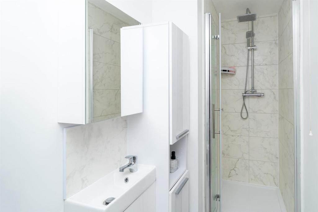 En-suite 2