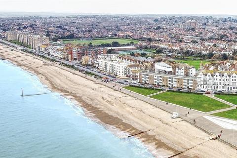 2 bedroom flat for sale, Park Road, Bexhill-On-Sea