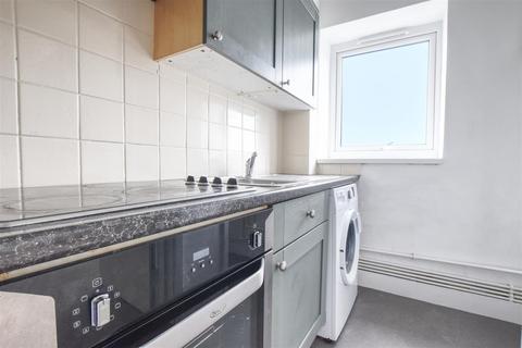 2 bedroom flat for sale, Park Road, Bexhill-On-Sea