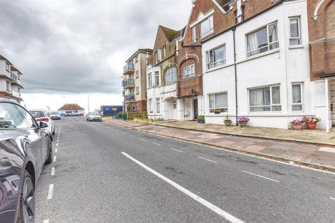 2 bedroom flat for sale, Park Road, Bexhill-On-Sea