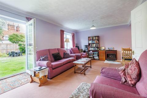 4 bedroom detached house for sale, Hemnall Street, Epping