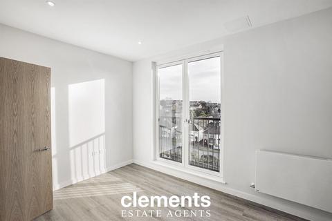 2 bedroom apartment to rent, Selden Hill, Hemel Hempstead HP2