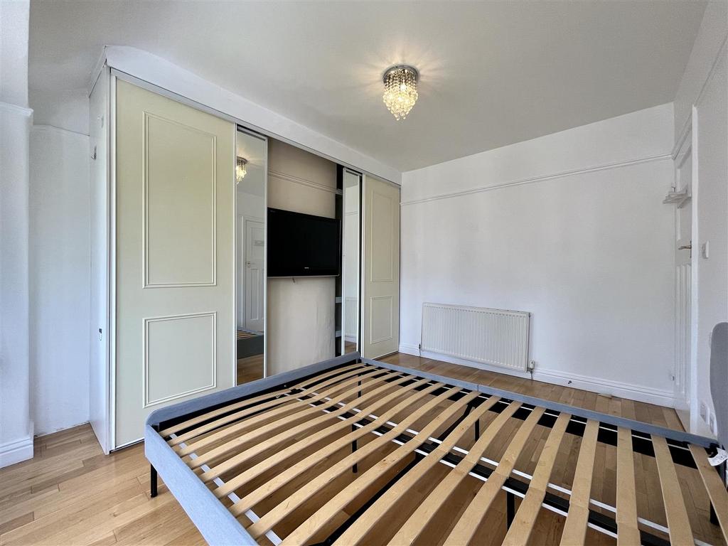 Bedroom 1 Aspect 2