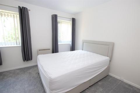 1 bedroom apartment for sale, Rowantree Drive, Bradford