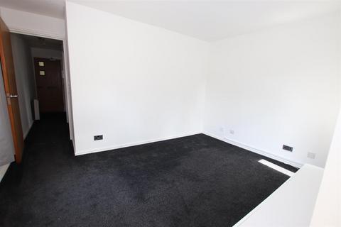 1 bedroom apartment for sale, Rowantree Drive, Bradford