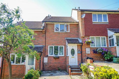 2 bedroom terraced house for sale, Becket Close, Hastings