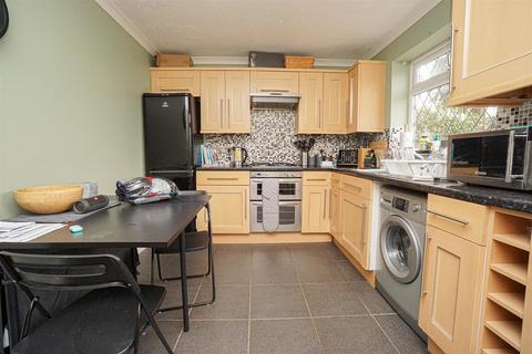 2 bedroom terraced house for sale, Becket Close, Hastings