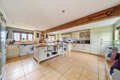 4 bedroom barn conversion for sale, Barnstone NOTTINGHAMSHIRE