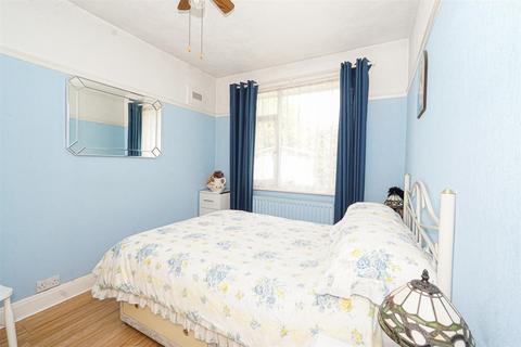 11 Ashbrook Road, St Leonards-on-sea, TN37 7EH