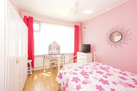 11 Ashbrook Road, St Leonards-on-sea, TN37 7EH