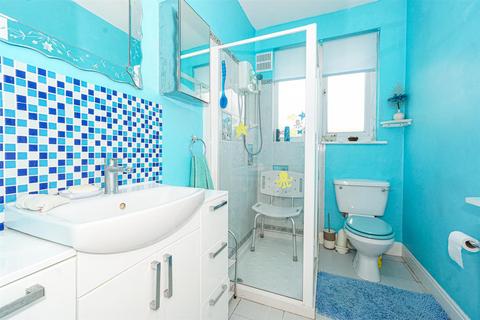 11 Ashbrook Road, St Leonards-on-sea, TN37 7EH