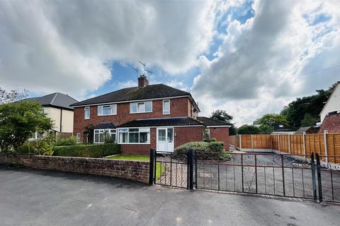 3 bedroom semi-detached house to rent, 31 Meadow Road, Albrighton