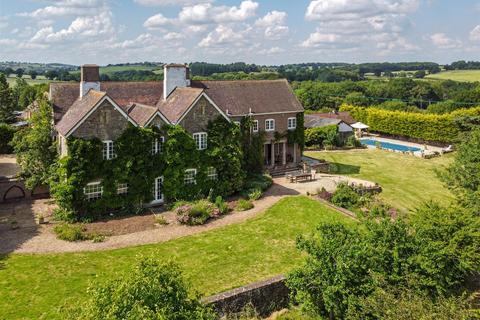 8 bedroom detached house to rent, Glazeley Manor, Glazeley, Bridgnorth