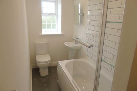 2 bedroom terraced house to rent, Collier Street, Glossop, Derbyshire